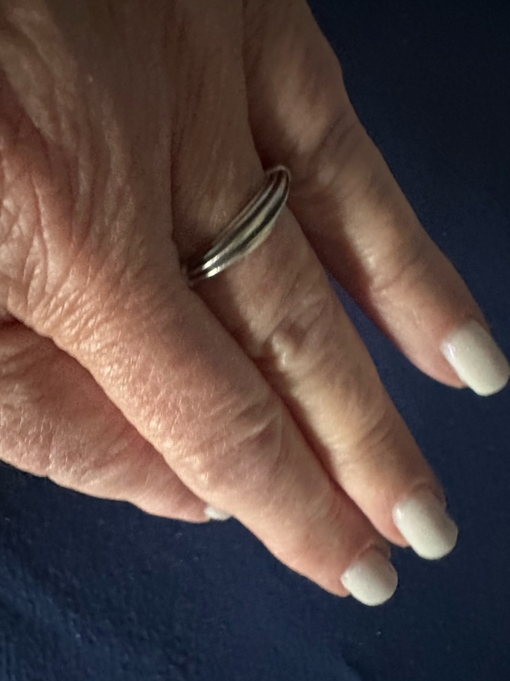 Lagos Sterling Silver Fluted Stacking Ring Size 7. Never worn, NWOT. - Picture 9 of 9